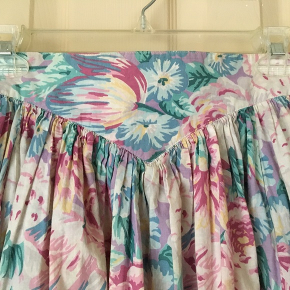 Vintage Laura Ashley garden party skirt - Picture 6 of 7